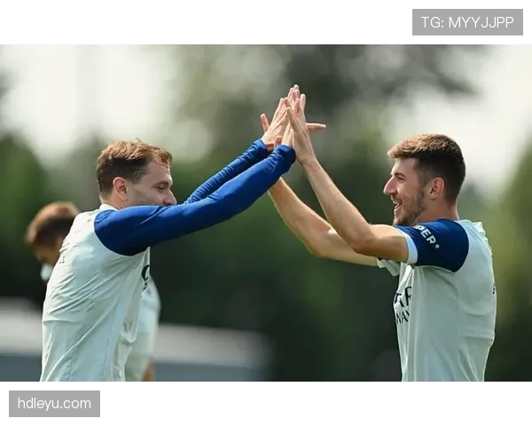 恰尔汗奥卢身价持续飙升，晋升顶级中场新星