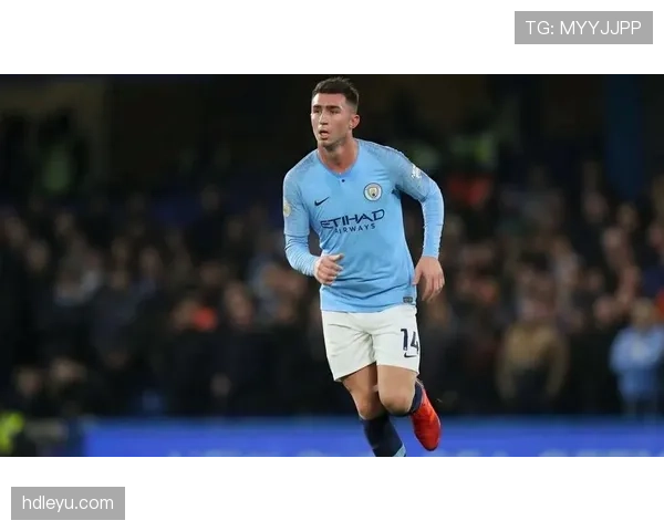 拉波尔特防守站位优化成为提升球队防线稳定性关键 拉波尔特防守站位优化成为提升球队防线稳定性关键